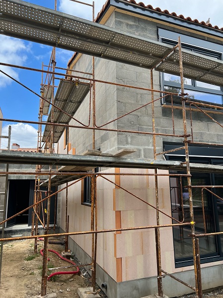 ISOLATION PAR L&rsquo;EXTERIEUR D&rsquo;UNE MAISON NEUVE A REZE