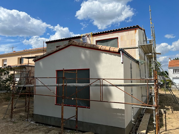 ISOLATION PAR L&rsquo;EXTERIEUR D&rsquo;UNE MAISON NEUVE A REZE